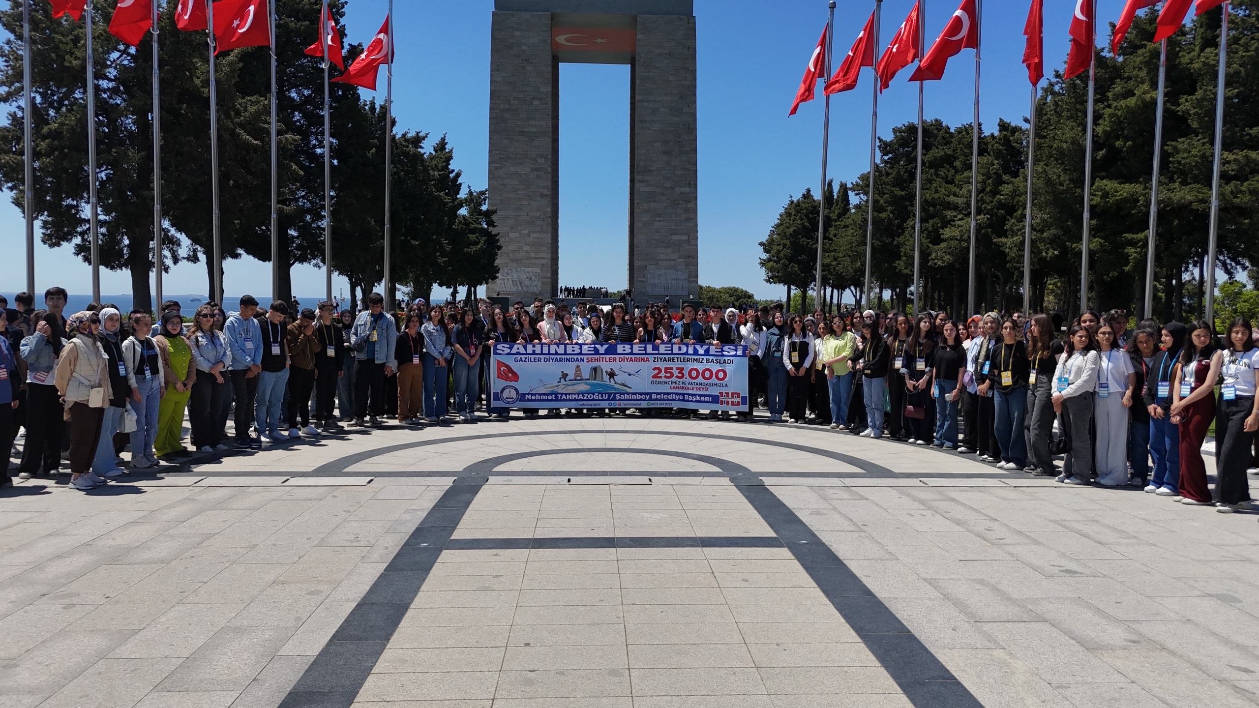 253.000 Gazi Torunu �zel U�akla �ehit Topraklar�n� Ziyaret Etti 