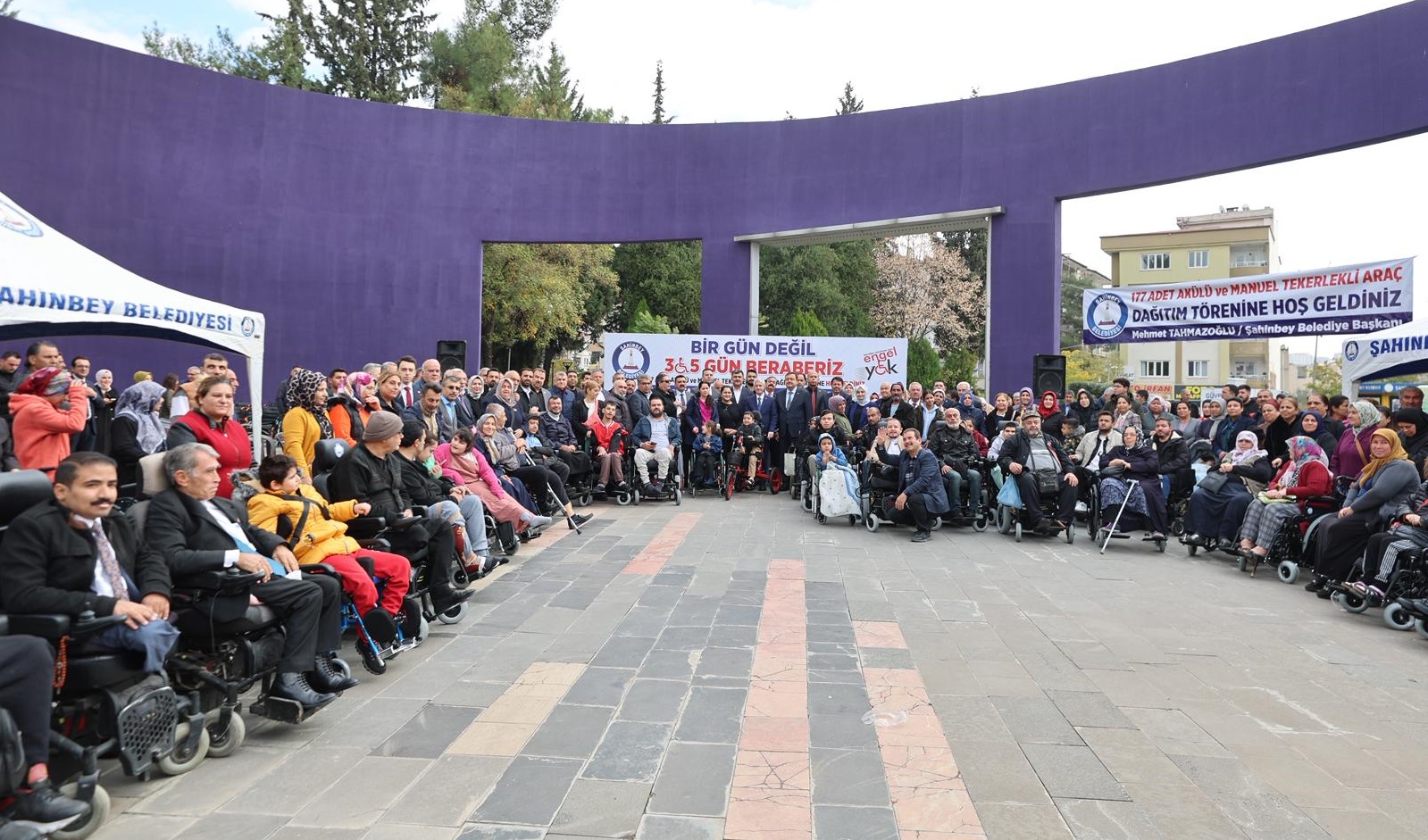 Belediyemizden 4.581 Engelli Vatanda�a Ak�l� Ve Manuel Tekerlekli Sandalye