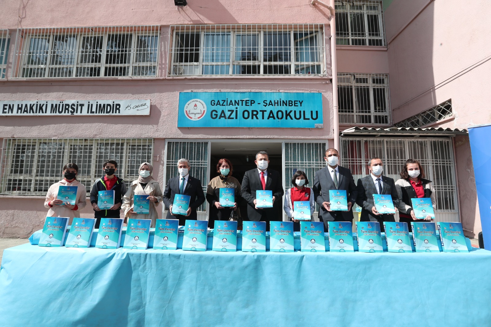 Belediyemizin E�itime Deste�i S�r�yor