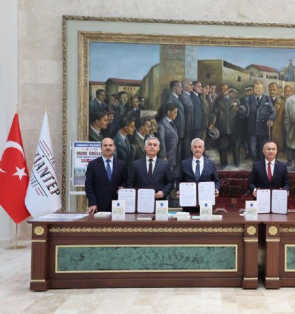 �ahinbey Belediyesi 163 ��renciyi Daha Umreye G�nderecek