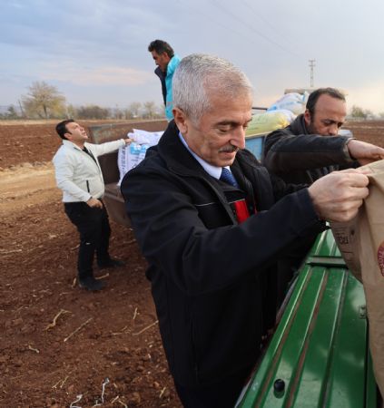 Ba�kan�m�z Da��tt��� Tohumlar� �ift�ilerle Ekti