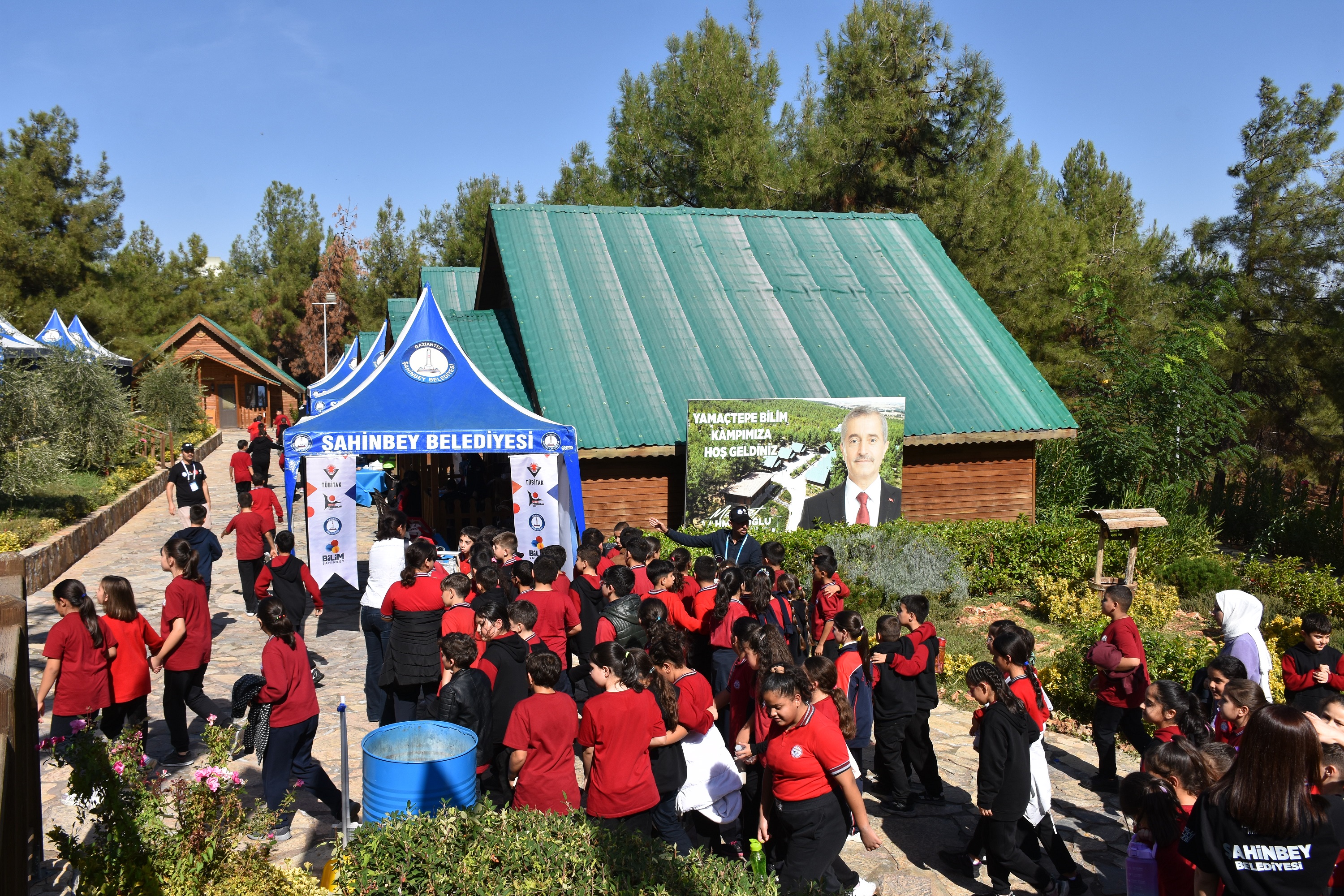 �ocuklar Bilimle E�lenerek ��rendi, Ke�fetti ve �retti