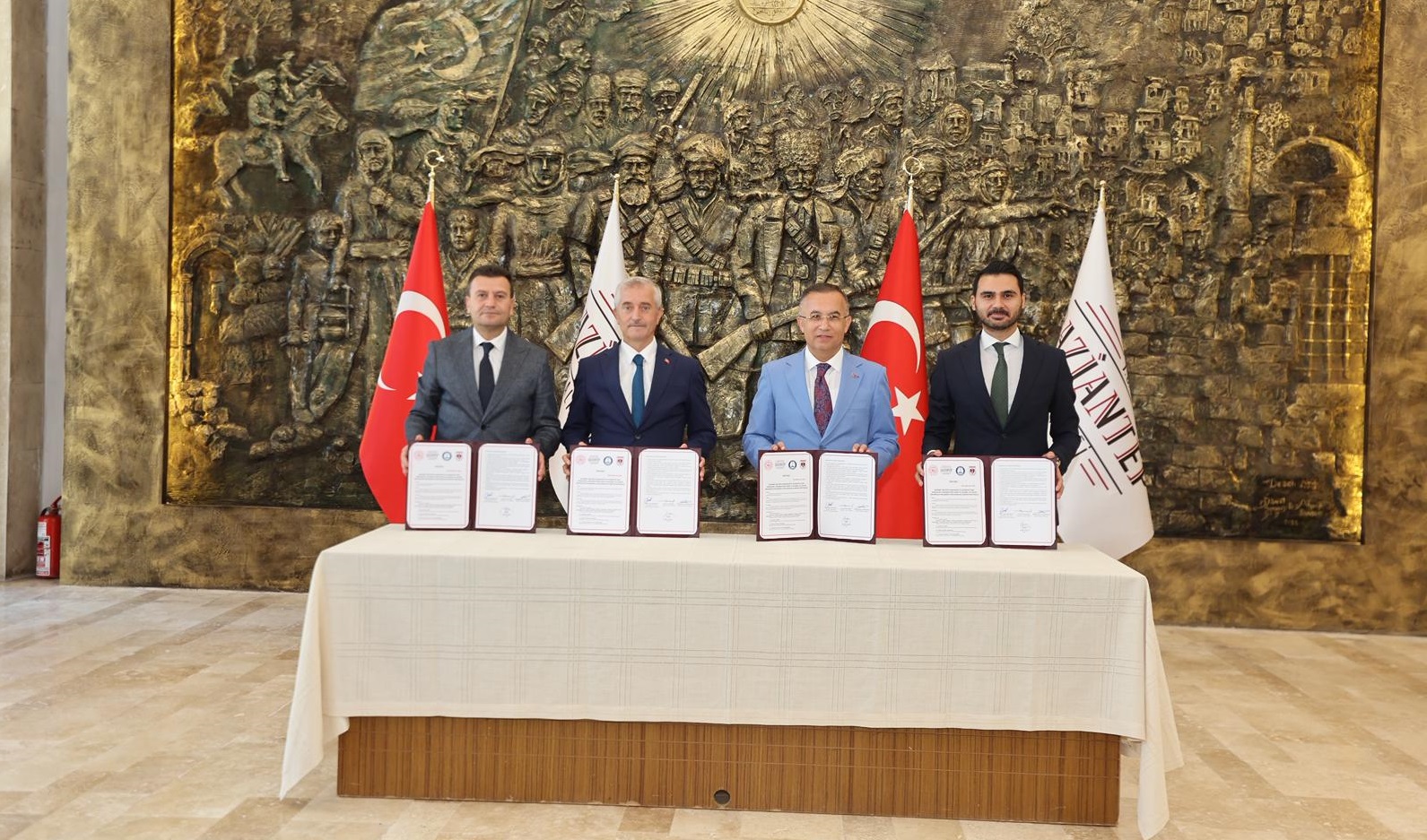 Belediyemizden K���k Ya� Gruplar� ��in Futbol Protokol�