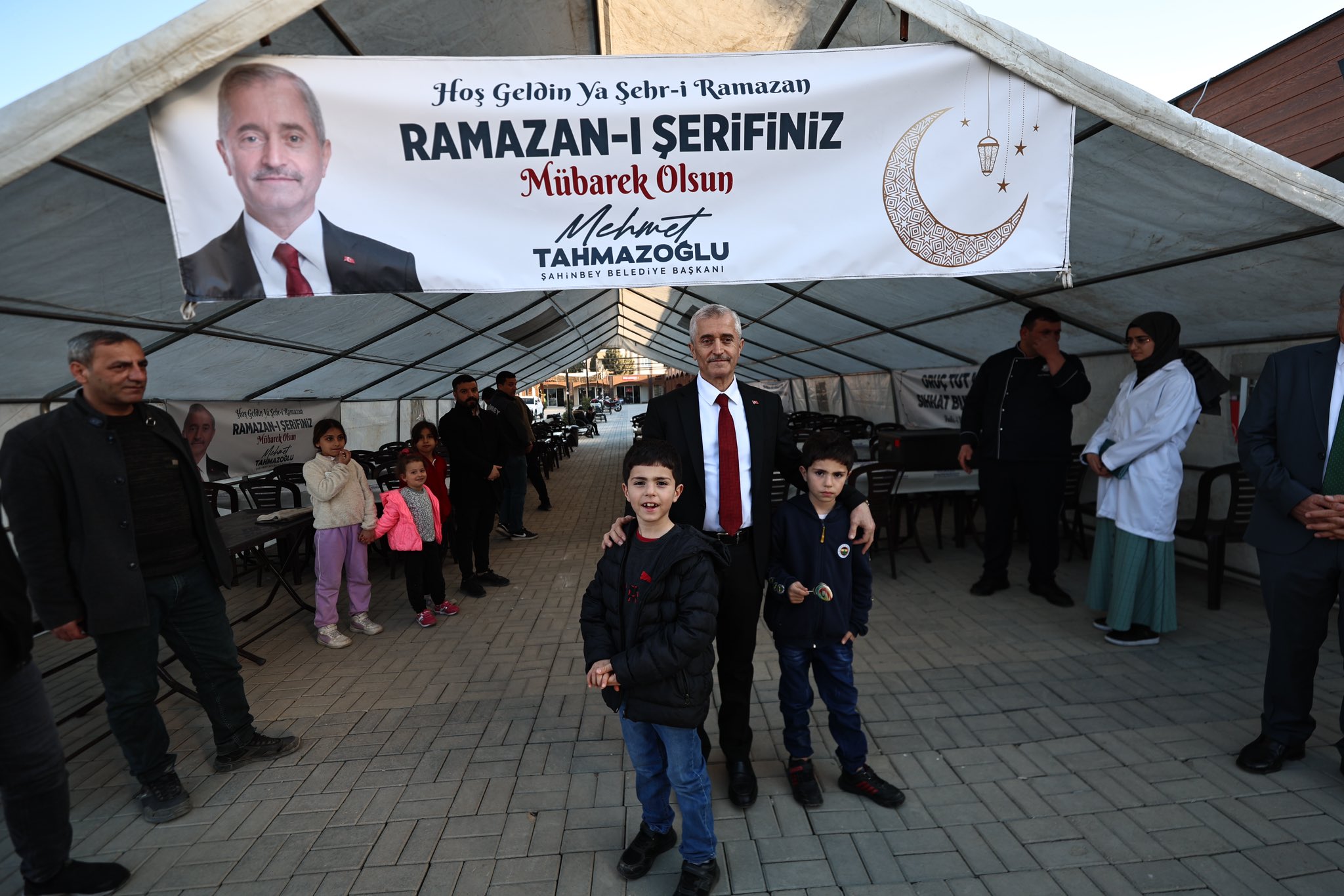 Ba�kan�m�z Ad�yamanl� Vatanda�larla Bulu�tu