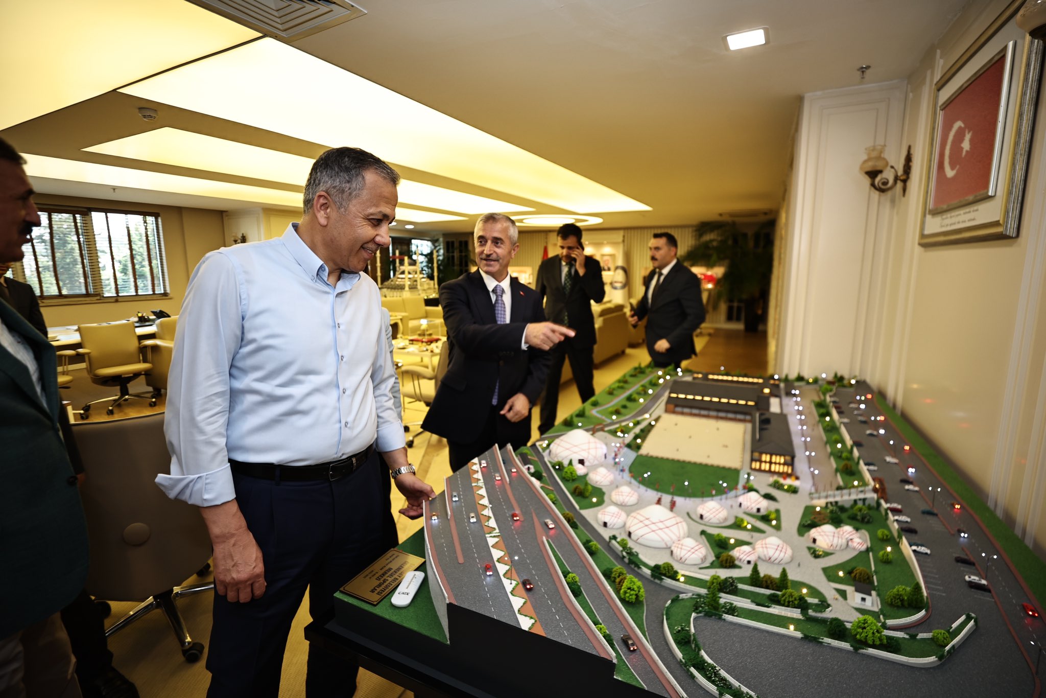 Bakan Yerlikaya Ba�kan�m�z Tahmazo�lu�nu Ziyaret Etti