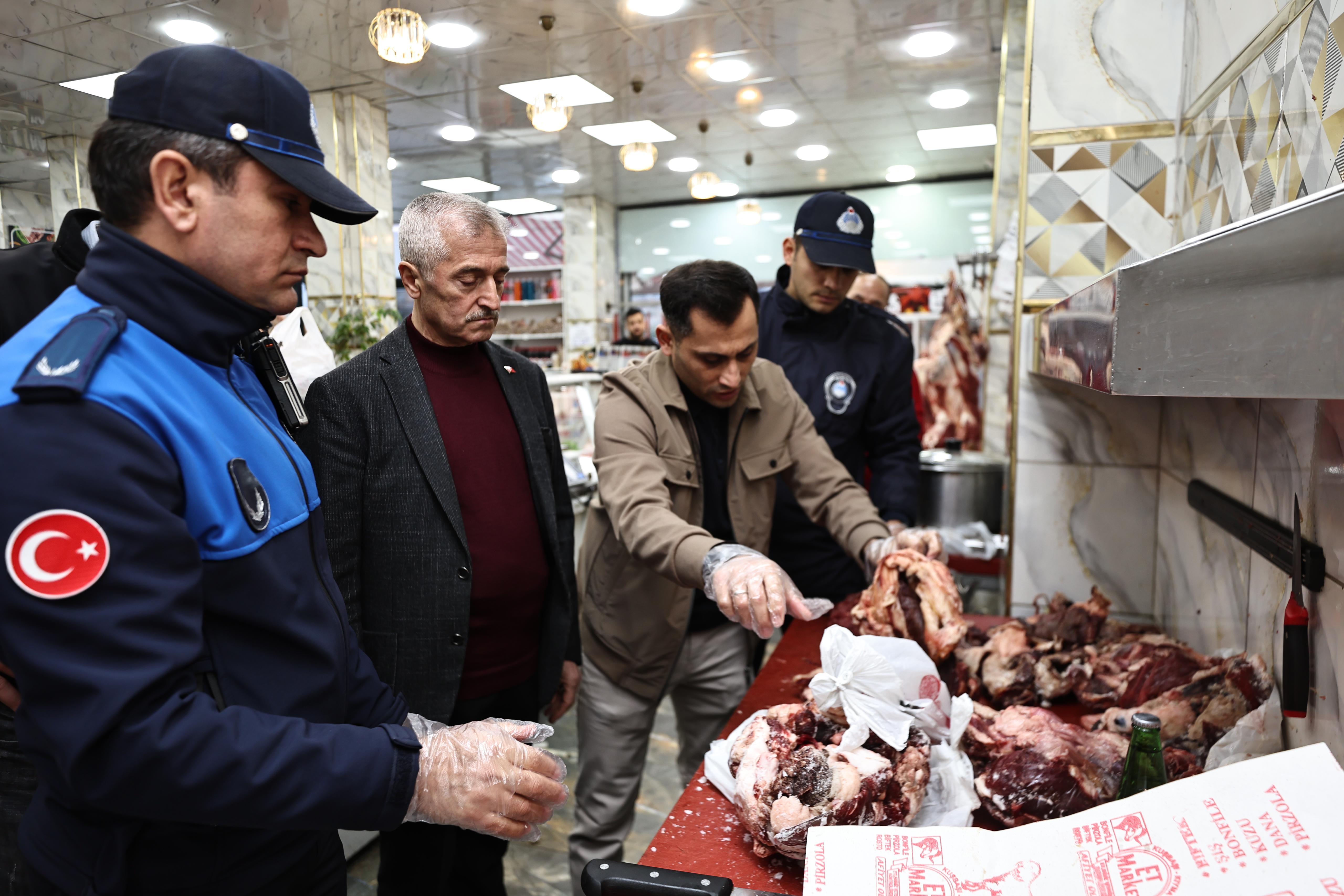 Belediyemiz G�da Denetimlerinde Usuls�zl��e Ge�it Vermiyor