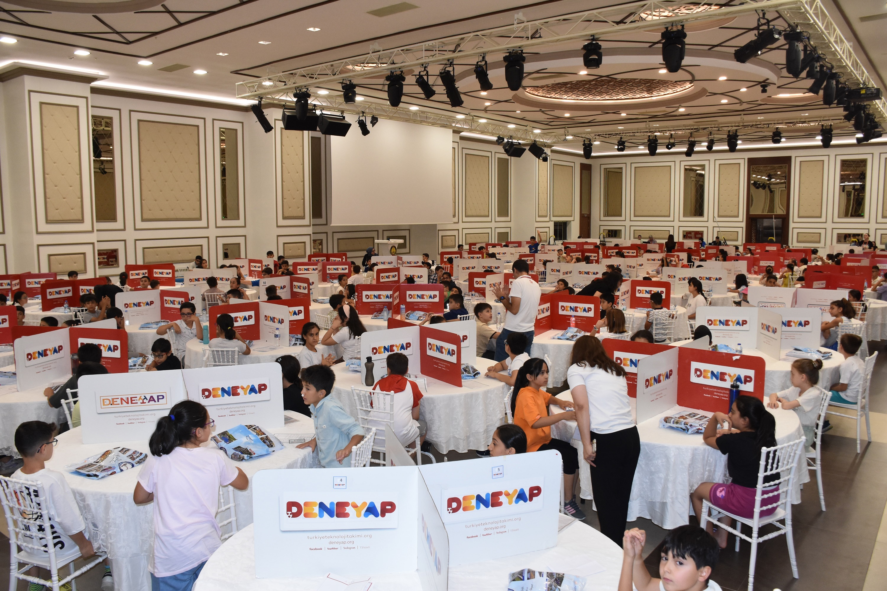 Gelece�in T�rkiye�si ��in Ter D�kt�ler