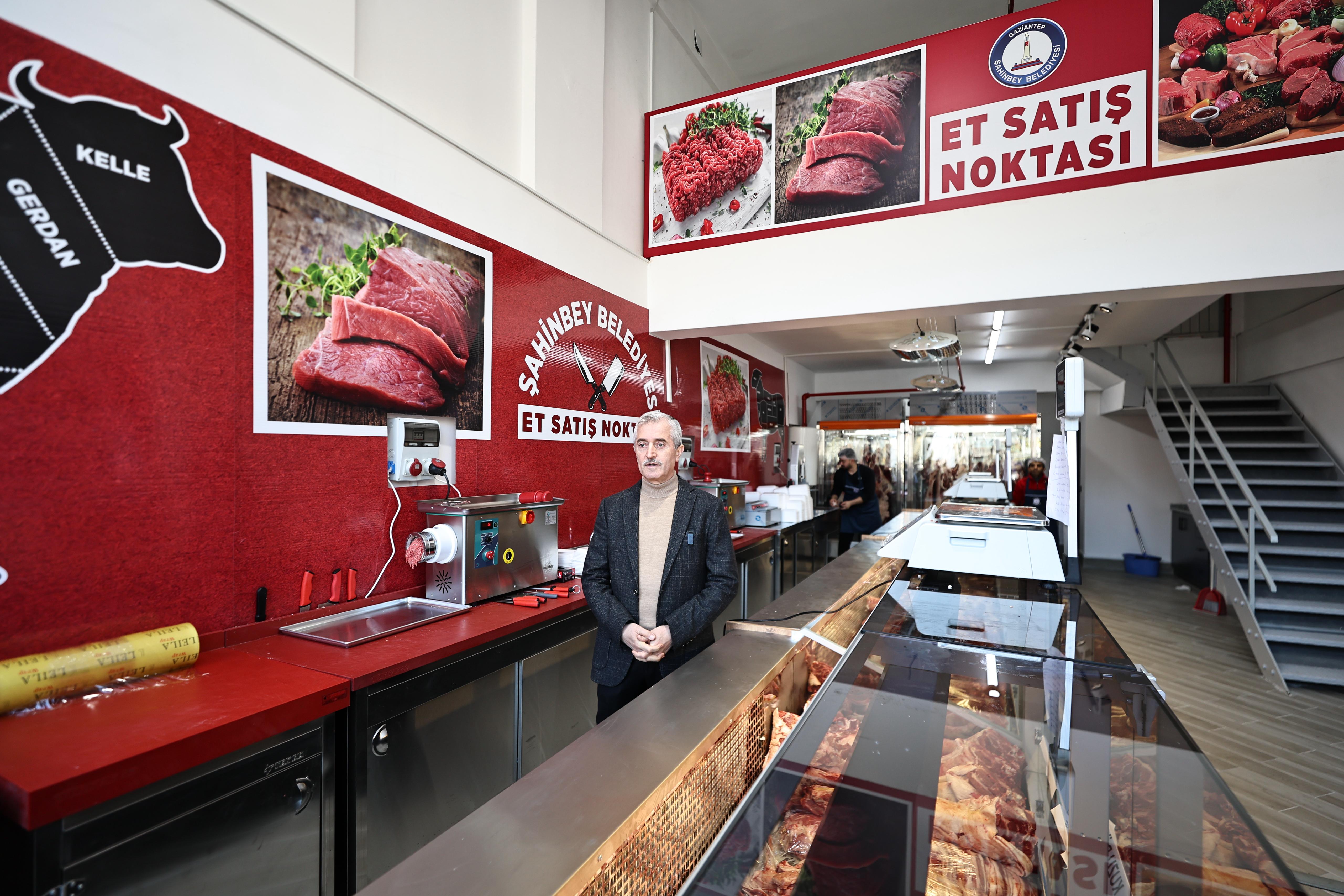 Belediyemiz Et Sat�� Noktas�n� Hizmete Sundu