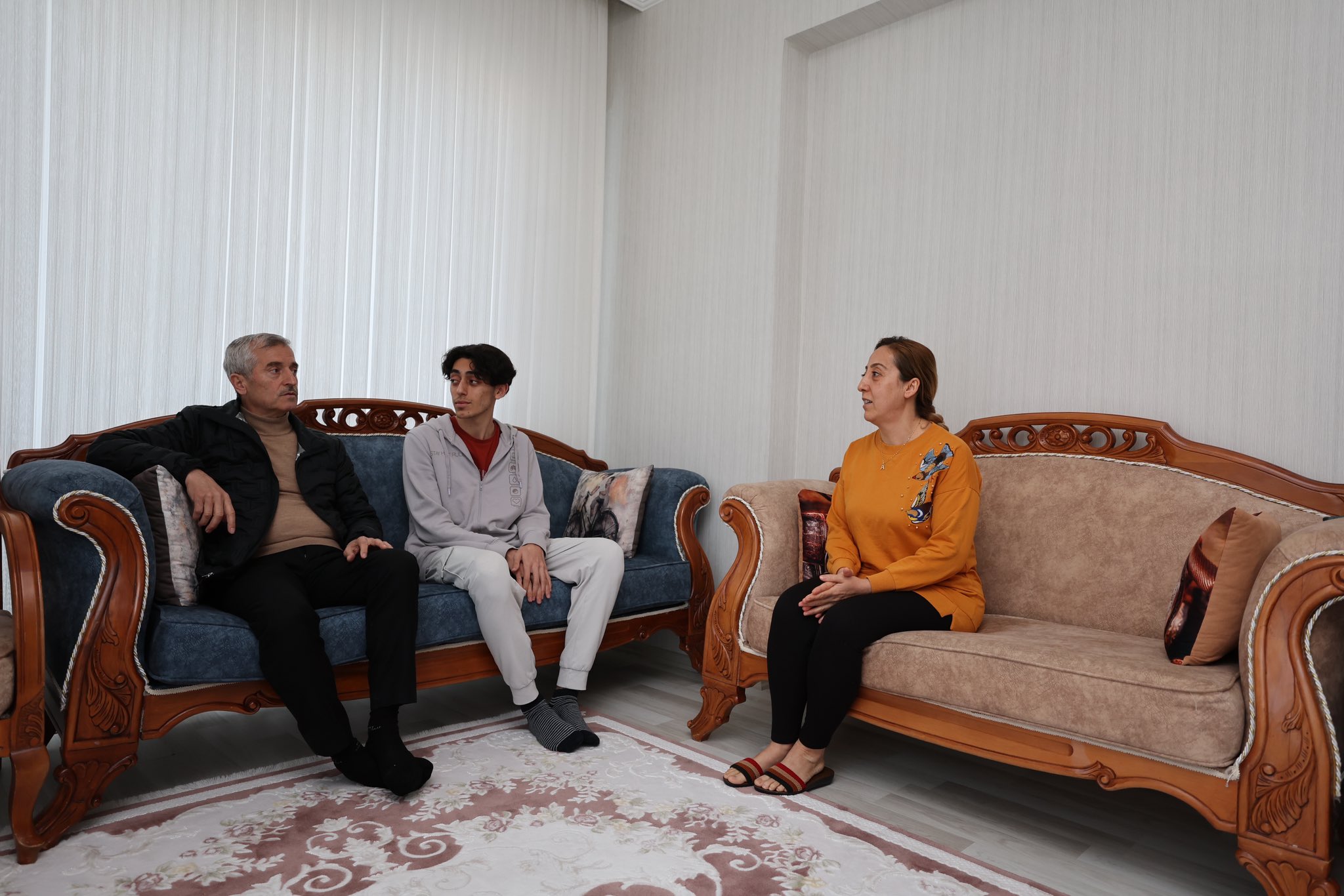 Ba�kan�m�z Evlere Misafir Oluyor