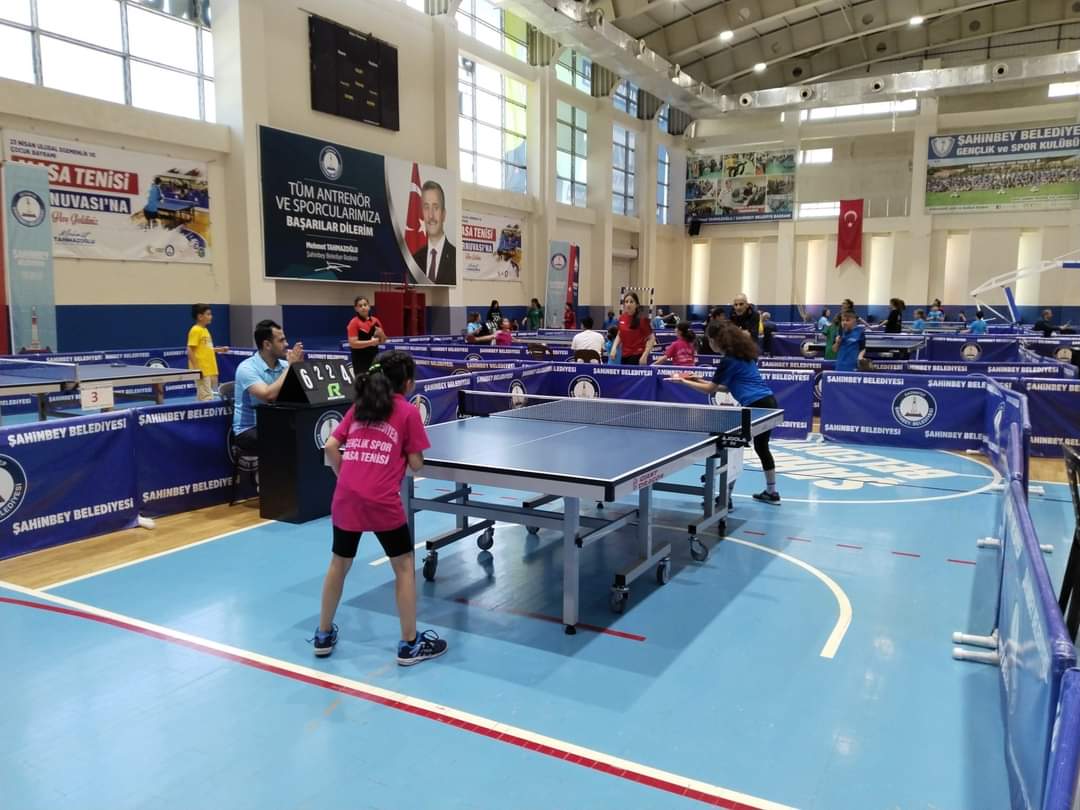 Belediyemiz Minik Masa Tenis�ilerini A��rlad�