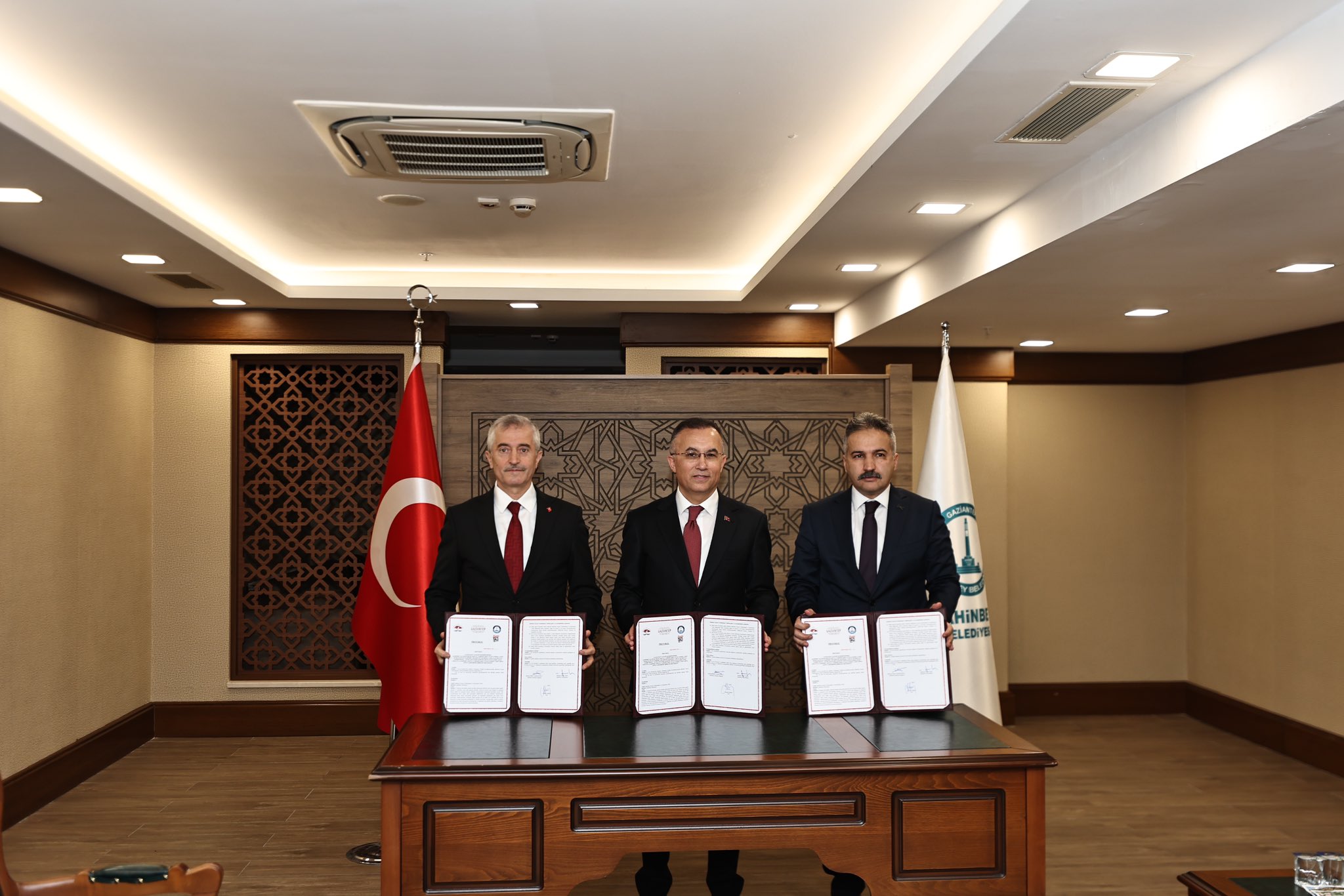 Belediyemizden 100 Yetim Aileye Konut