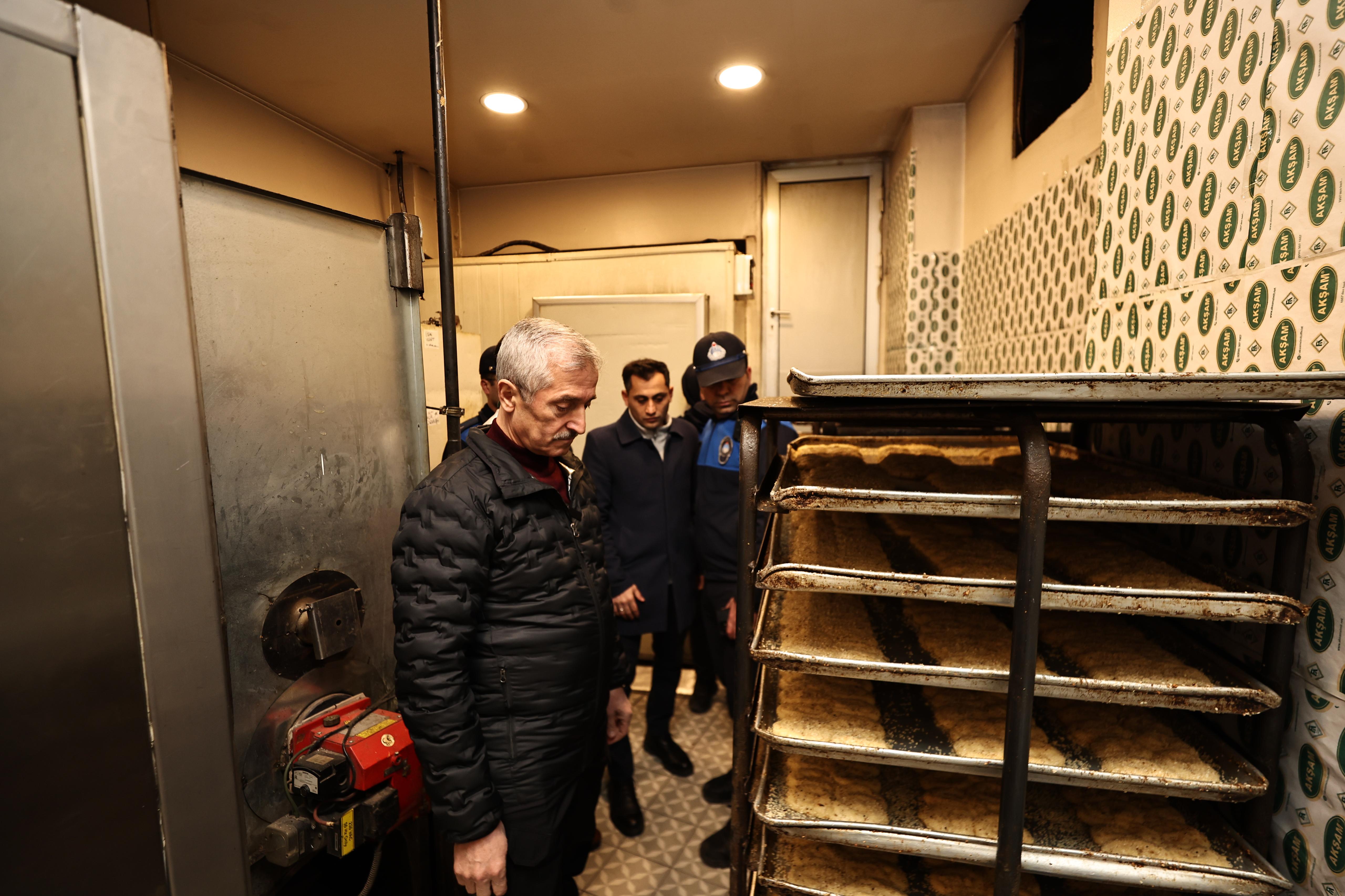 Ba�kan�m�z Ramazan Simidi Tavan Fiyat�n� 200 TL Olarak A��klad�