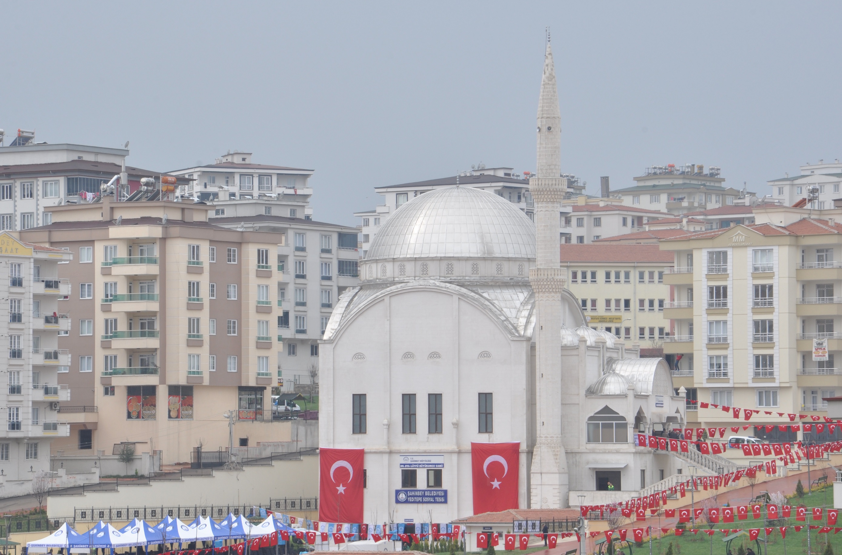 Dr. Oya - L�tf� B�y�kuncu Camii