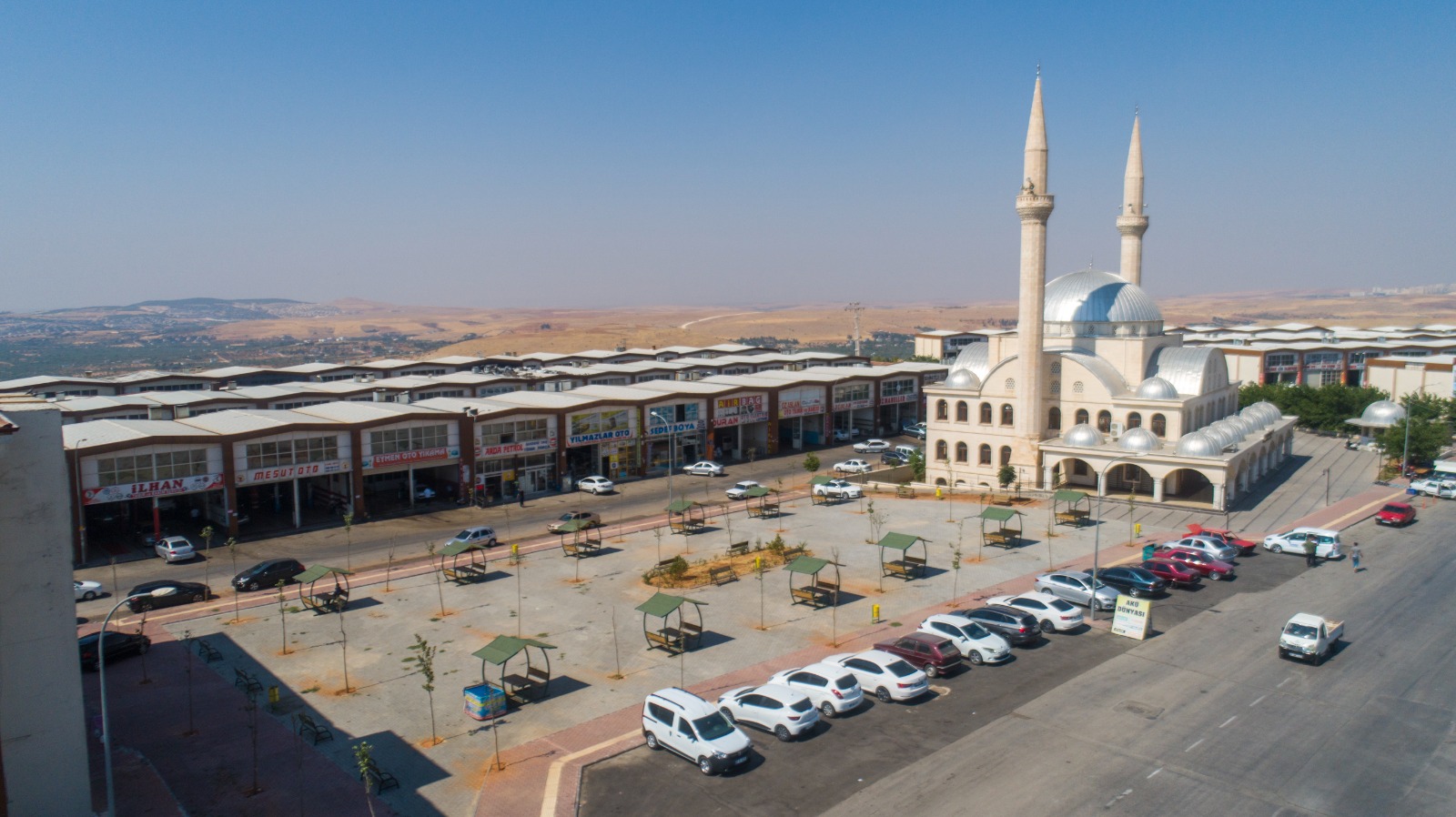 Mavikent 6 Nolu Park (Cami Yan�)